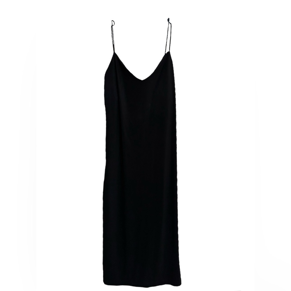 The Bon-ton Little Black String Dress (Blush)